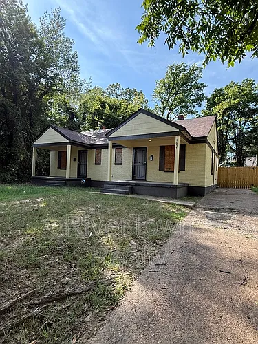 1659 Southern Ave Photo 1