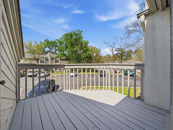 5th image of 448 Deerwood St #F5
