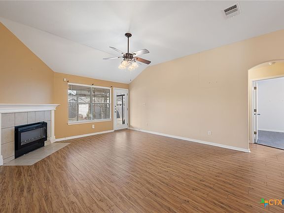 4th image of 215 Kerley Dr