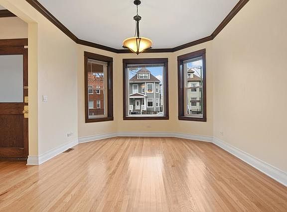 2nd image of 2254 N Avers Ave #1