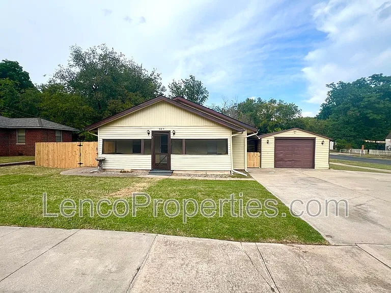 327 S Ponca Ave — Photo 16