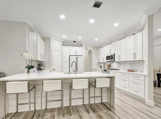 15562 Whispering Willow Dr, Wellington, FL 33414
