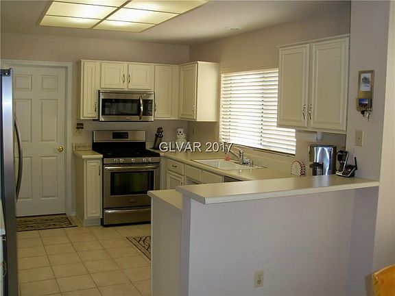 4th image of 8800 Stoney Point Dr