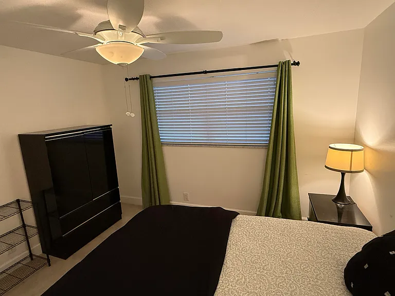 300 NE 14th Ave #411 — Photo 29