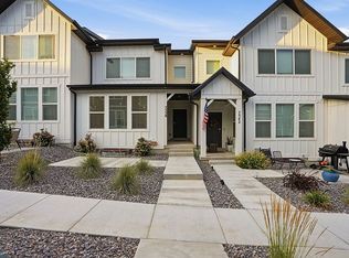 7538 S Topaz Sky Ln, West Jordan, UT 84081