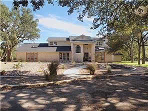 1st image of 6910 N Lakewoods Dr