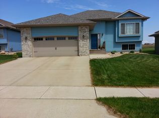 9108 W Norma Trl, Sioux Falls, SD 57106
