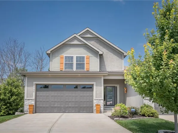 31736 W 83rd Ct, De Soto, KS 66018