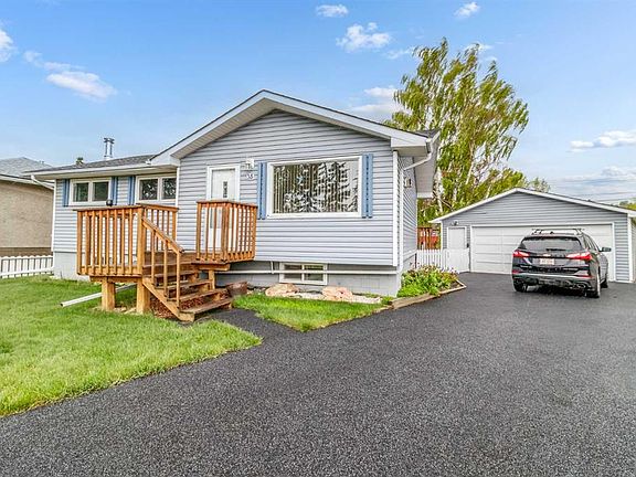 3rd image of 35 Beaupre Cres N