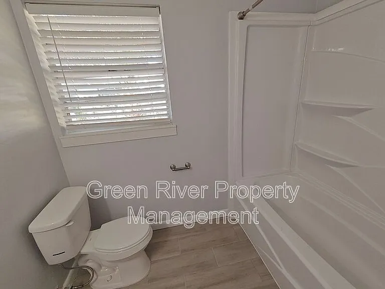 2921 Mansion Rd — Photo 32