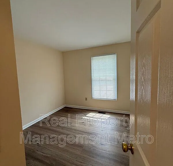 9417 Steeple Ct — Photo 13