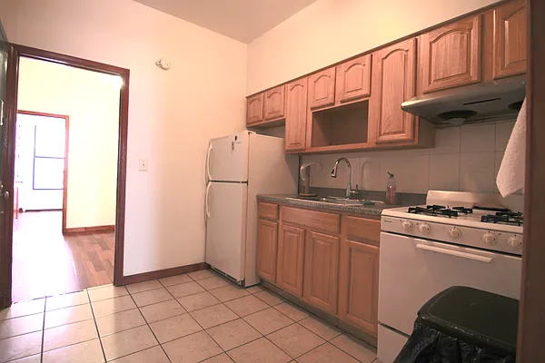 Rented by New Amsterdam Realty Group | media 3