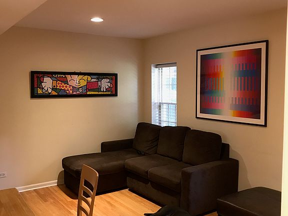 4th image of 2215 N Bissell St APT 1C