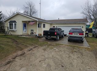 4084 Wellman Line Rd, Jeddo, MI 48032