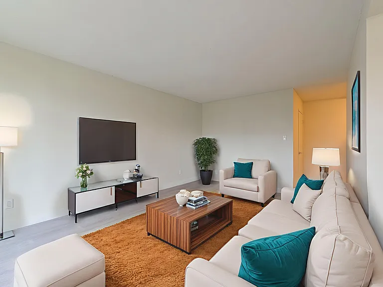 3845 Millwoods Rd — Photo 11