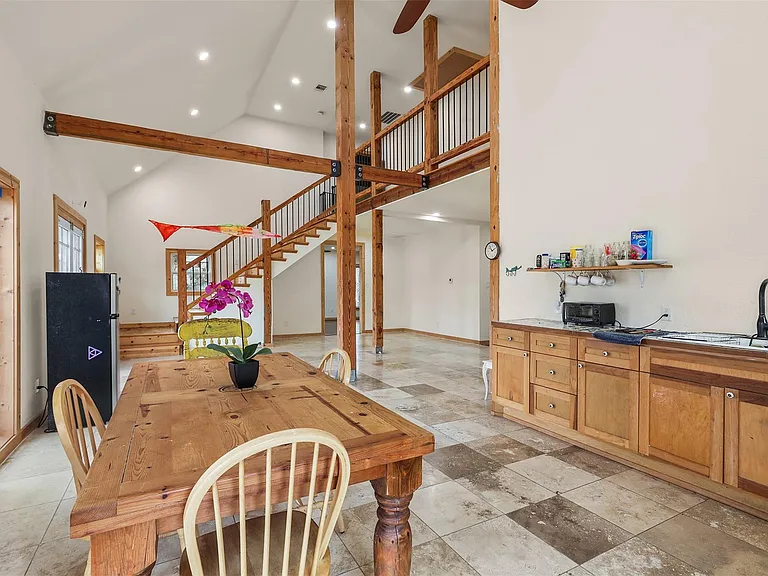 9009 Lazy Ln — Photo 17