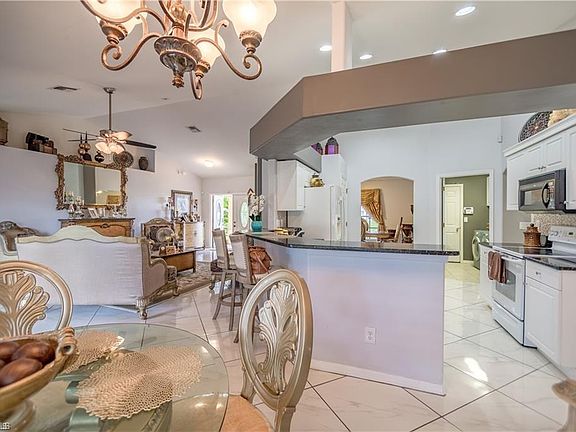 3rd image of 3010 NW Douglas Cir