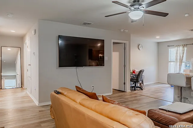 7022 Phoenix Path — Photo 6