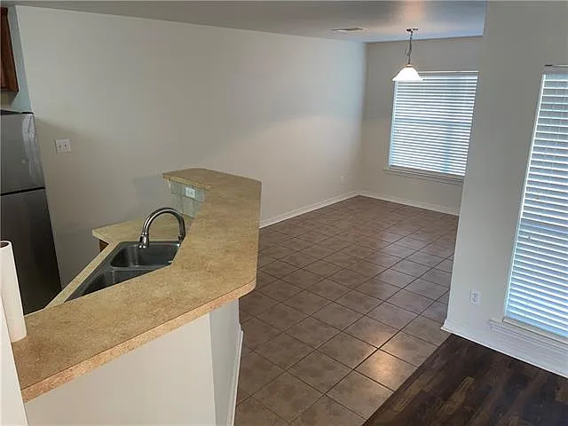 538 Moore Blvd — Photo 9