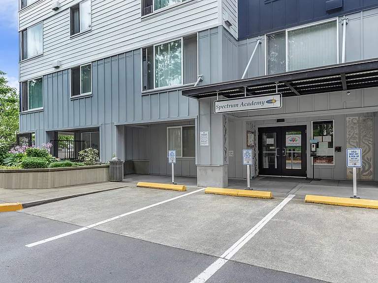 The Village at Overlake Station — Photo 21