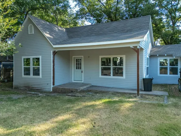 1106 N McKinney St, Ennis, TX 75119