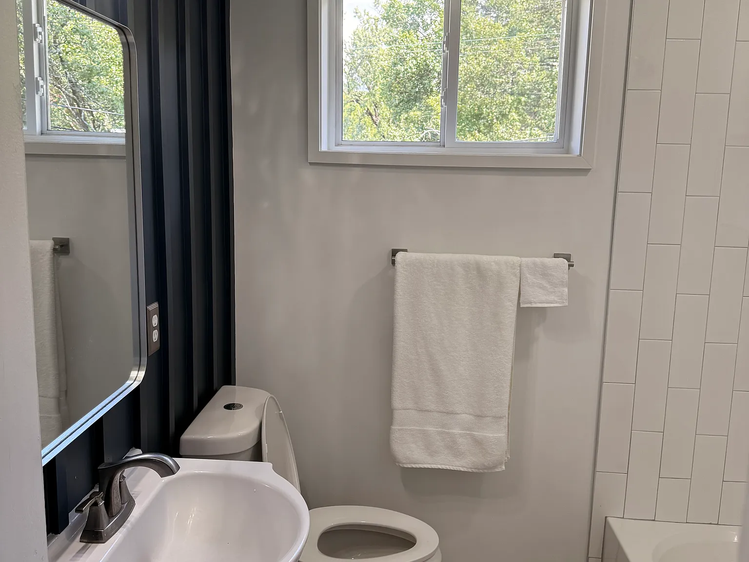 1 bed, 10000 sqft, $1,700 — Photo 4