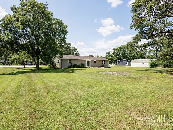 5th image of 1871 S Oaklawn Dr