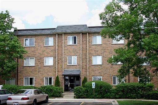 1st image of 929 Casey Ct APT 2