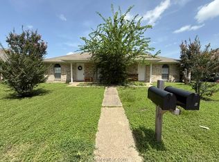 903 Azalea Ct APT A, College Station, TX 77840