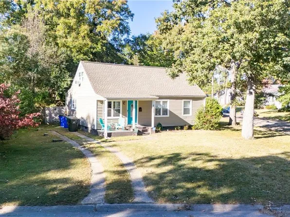 8205 Carlton St, Norfolk, VA 23518