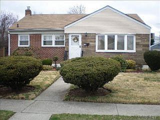 1st image of 192 Margaret Dr