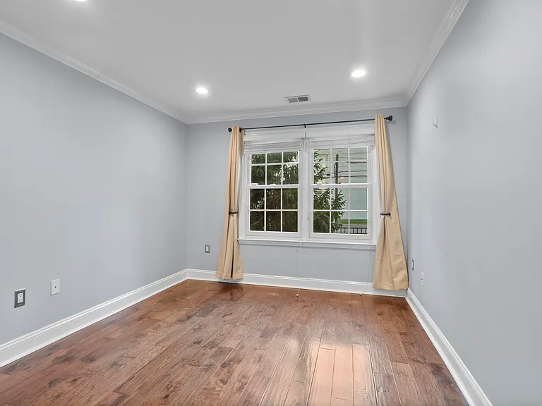 169 Price Ct — Photo 11