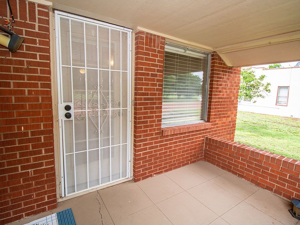 1204 W Main St, Turkey, TX 79261 Zillow