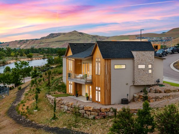 (undisclosed Address)