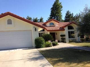 9808 Valley Forest Ct, Bakersfield, CA 93311