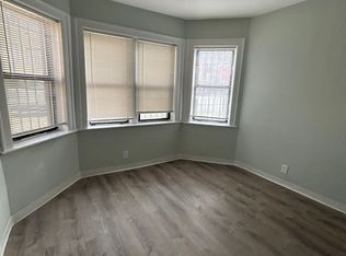 6959 S Paxton Ave #G, Chicago, IL 60649