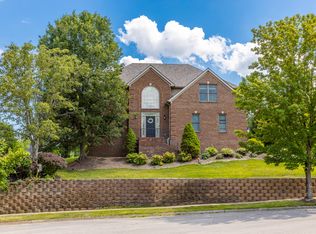 532 Lake Valley Dr, Lexington, KY 40509