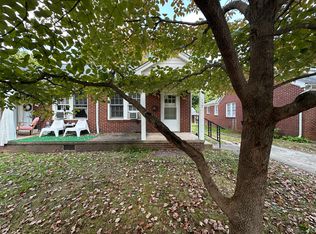 117 W Summit Ave #2, Burlington, NC 27215