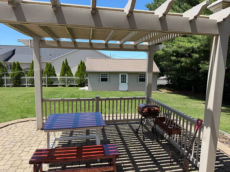 233 S Bayshore Dr — Photo 23