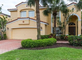 15656 SW 16th St, Pembroke Pines, FL 33027