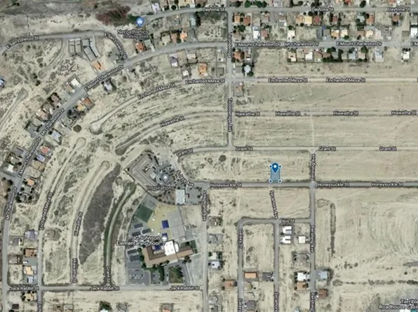 1110 E Honeysuckle St, Pahrump, NV 89048