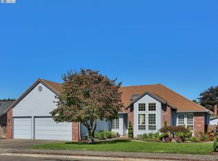 1904 NE 20th Ave, Canby, OR 97013