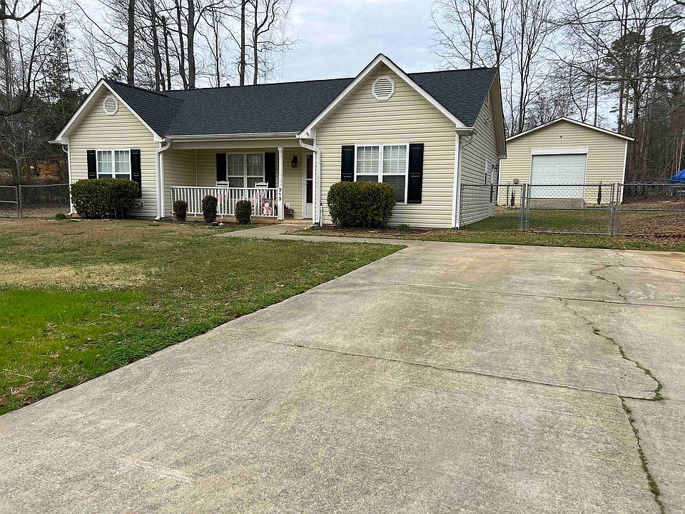 1st image of 313 Timberwood Dr