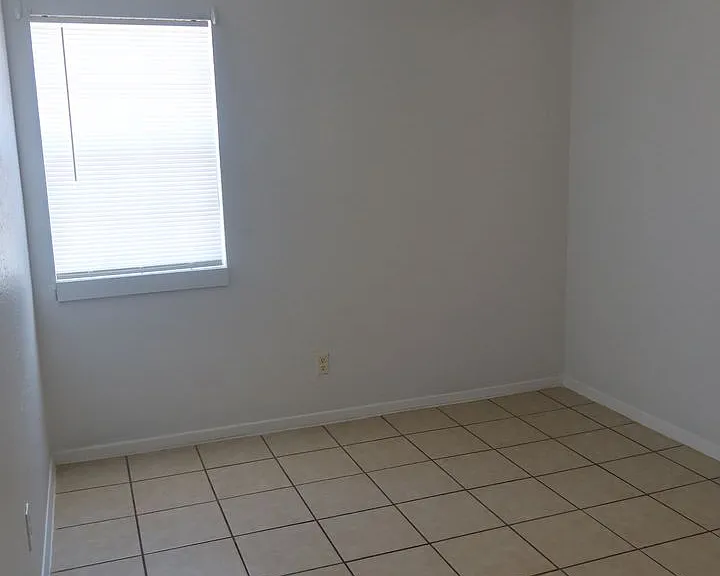 3827 Olympic Ave — Photo 12