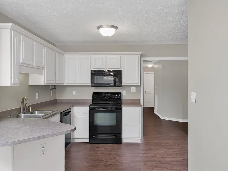 7308 Weathergreen Dr — Photo 12