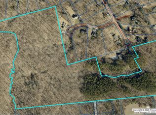 5033 Davis Ford Rd, Woodbridge, VA 22192