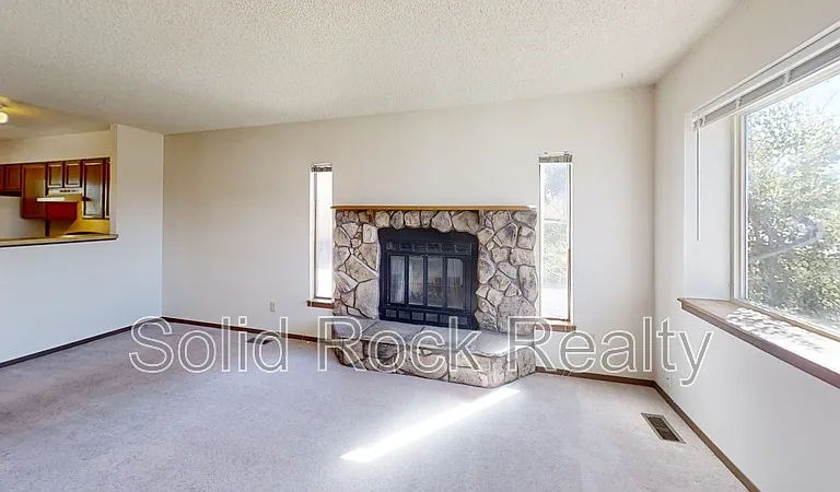 6656 Pahokee Ct — Photo 3