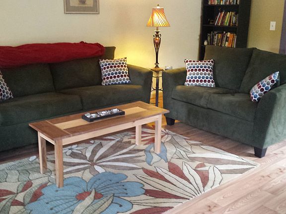 Spacious living room