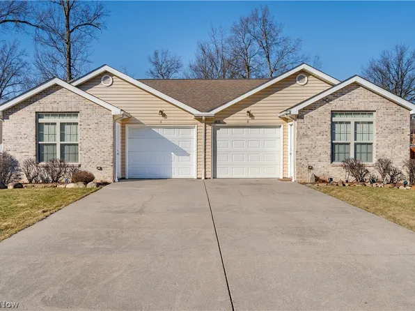 4900 Shadow Oak Dr, Youngstown, OH 44515