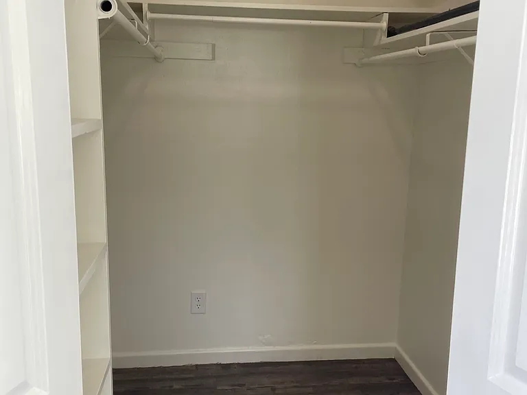 Main Bedroom walk in closet